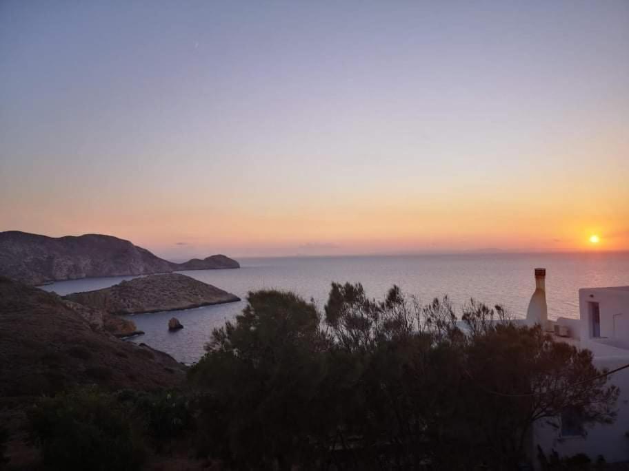 Syros Apartments Suites Chryssonisos Kini Eksteriør bilde