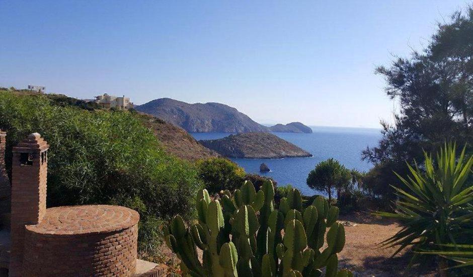 Syros Apartments Suites Chryssonisos Kini Eksteriør bilde