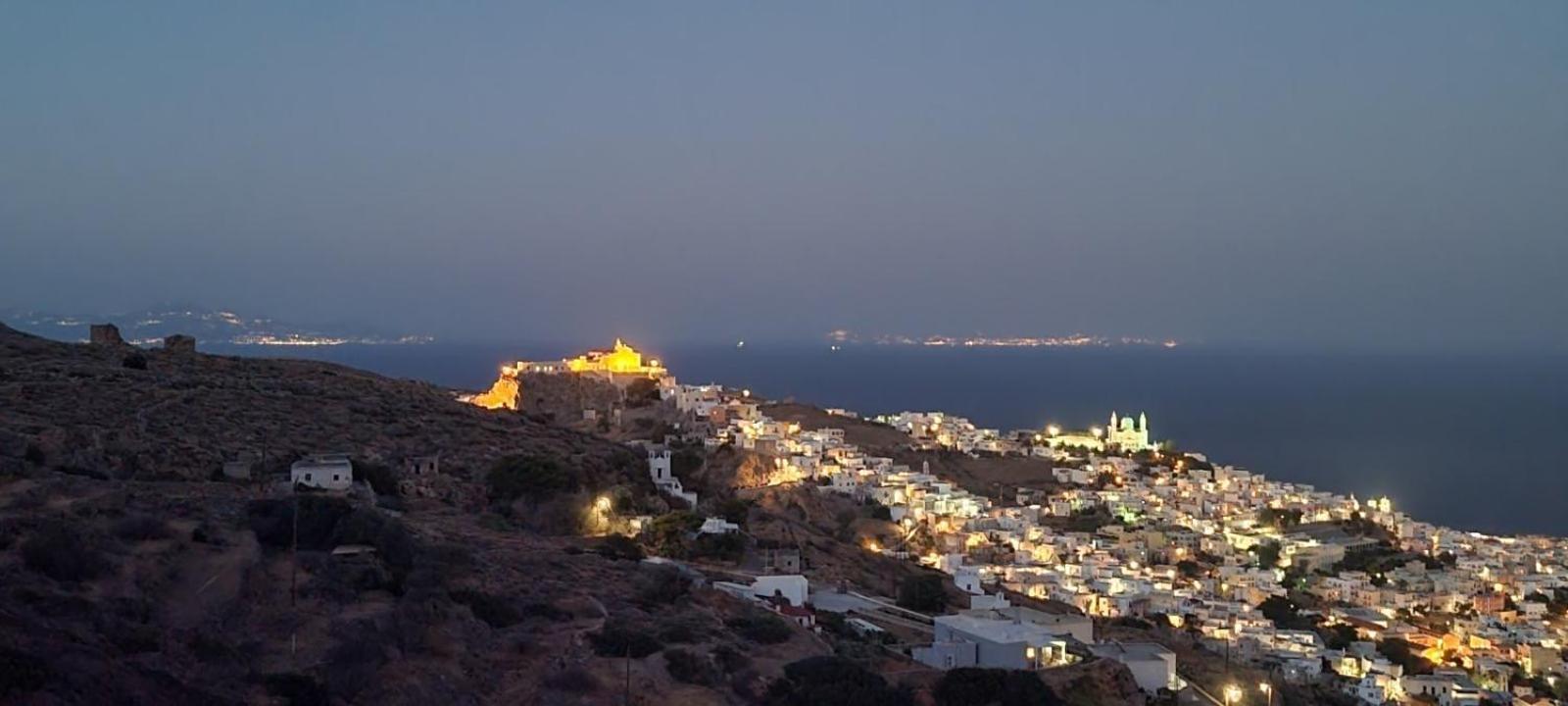 Syros Apartments Suites Chryssonisos Kini Eksteriør bilde